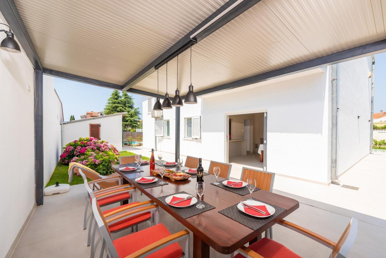 Villa Irena With Private Pool In Porec Bagian luar foto